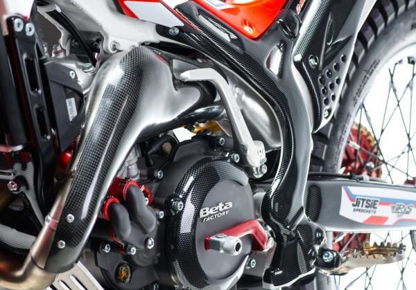 JITSIE - Protezione Tubo Scarico Beta EVO 2015 >